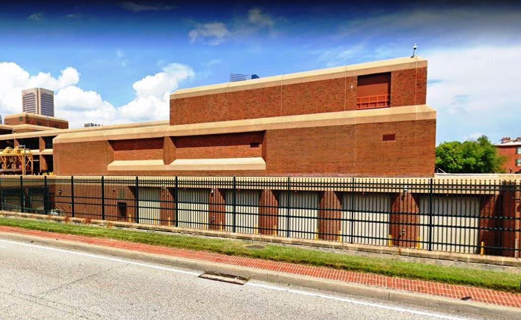 The existing building and new addition blend seamlessly into one.